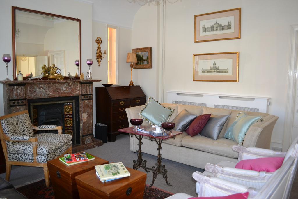 Cranleigh Hotel Reigate Esterno foto